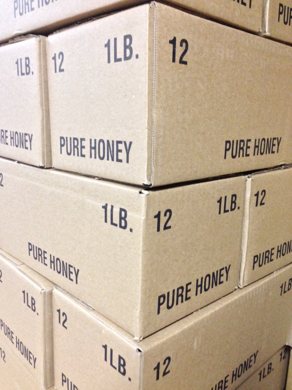 CATCH THE BUZZ – A CASE FOR (LOCAL) HONEY