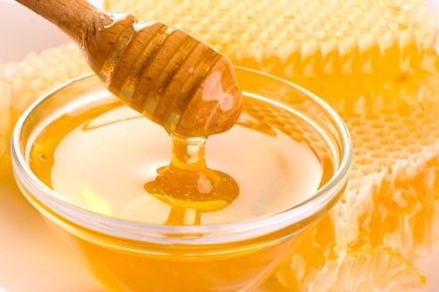 CATCH THE BUZZ- Honey Effective for Coughs and Colds